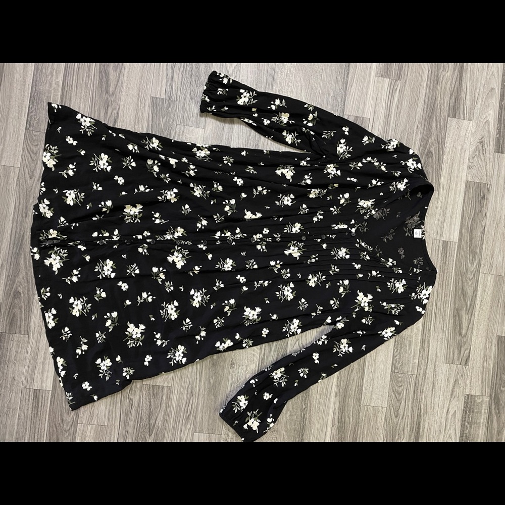 Old Navy floral dress